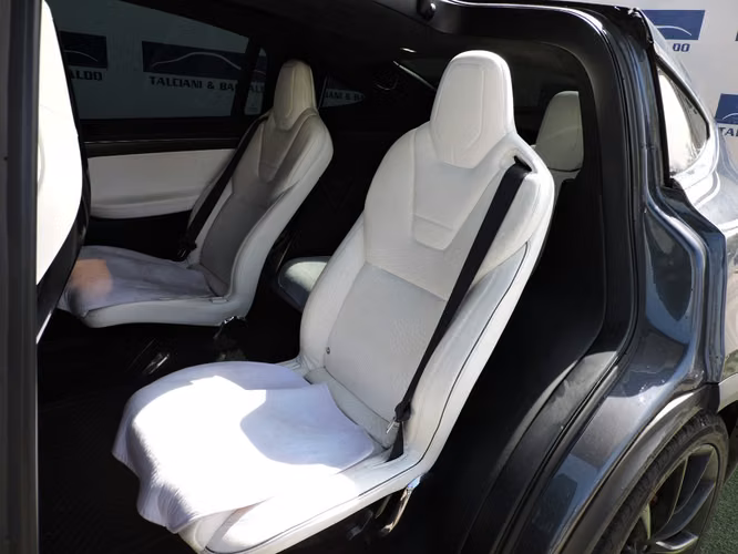 TESLA X P90DL 4X4 2016 - Imagen 10