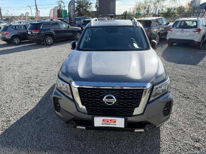 NISSAN NAVARA LE 2.3 4X4 MT6 2023