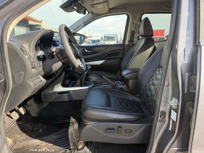 NISSAN NAVARA LE 2.3 4X4 MT6 2023