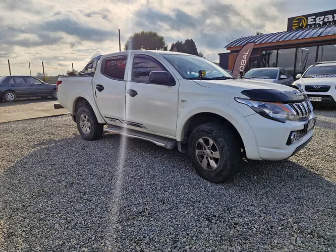 MITSUBISHI L200 2019 - Imagen 6