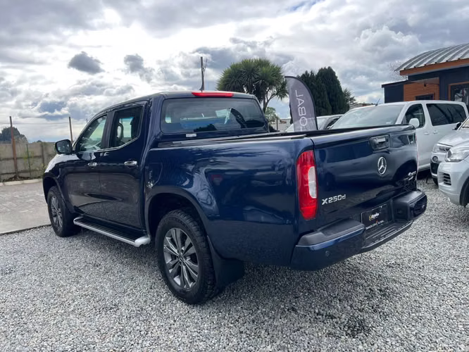 MERCEDES BENZ X250 2019