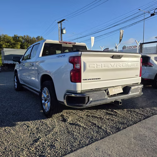 CHEVROLET SILVERADO 2019 - Imagen 3