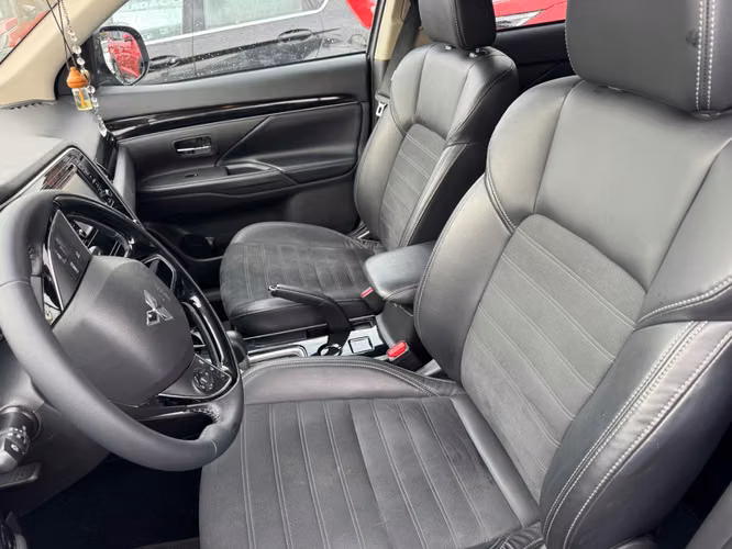 MITSUBISHI OUTLANDER 2022 - Imagen 7
