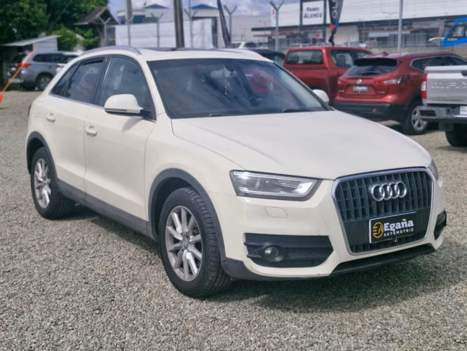 AUDI Q3 2013