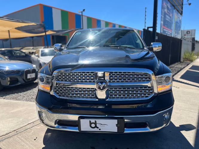 RAM 1500 LARAMIE 4X4 3.0 AUT 2018 - Imagen 2