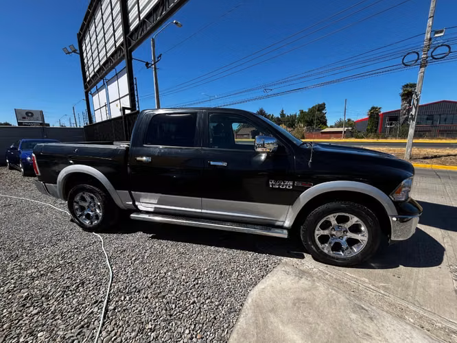 RAM 1500 LARAMIE 4X4 3.0 AUT 2018 - Imagen 5