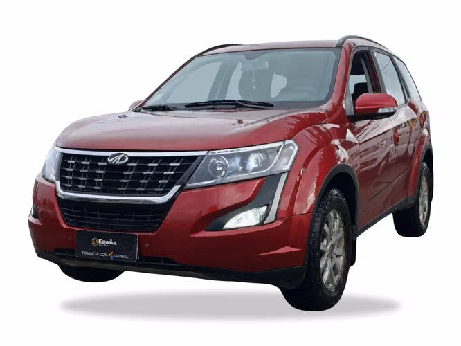MAHINDRA XUV500 2021