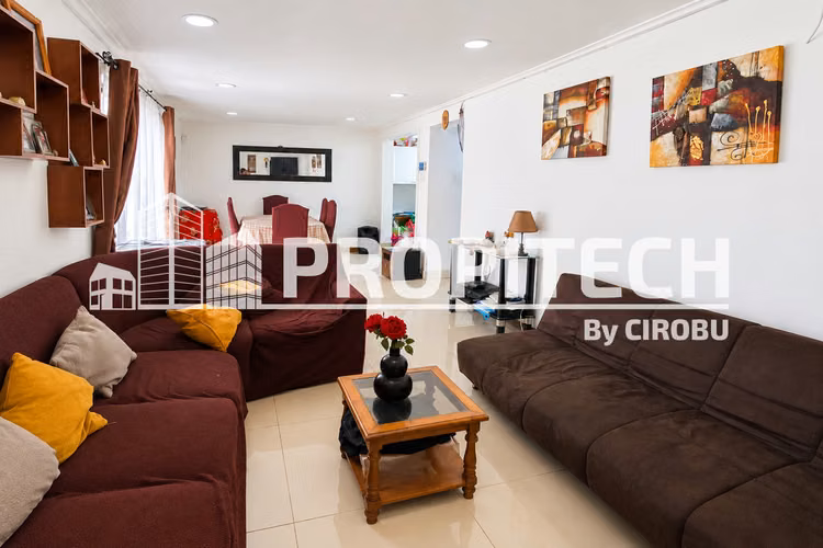 Venta Casa 4D+2B+3Est, Mtro las Rejas E Central.