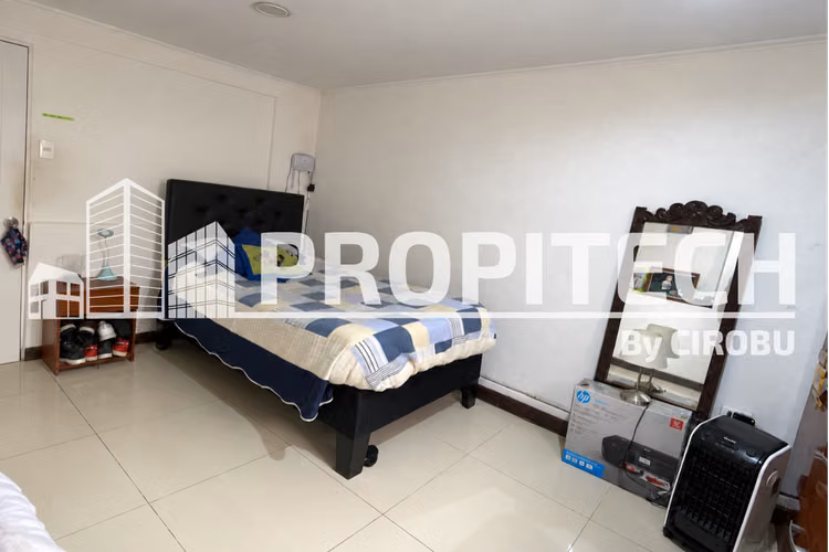 Venta Casa 4D+2B+3Est, Mtro las Rejas E Central. - Imagen 13