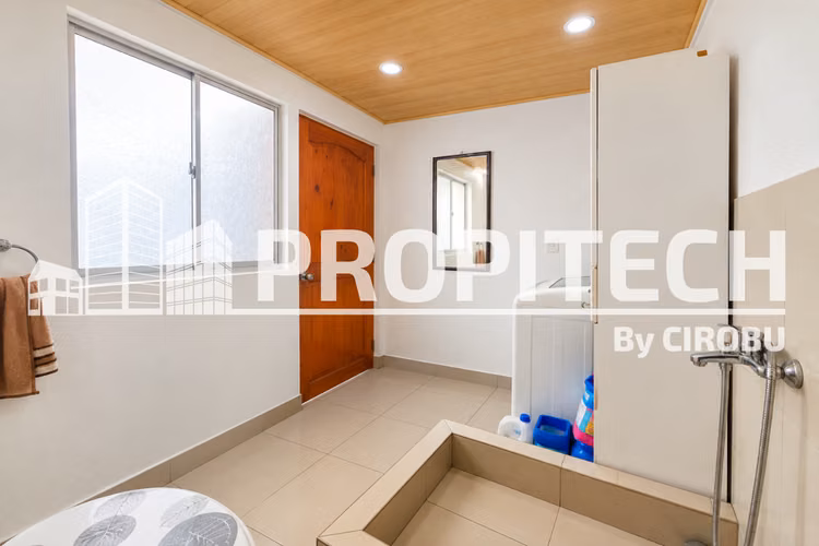 Venta Casa 4D+2B+3Est, Mtro las Rejas E Central. - Imagen 8