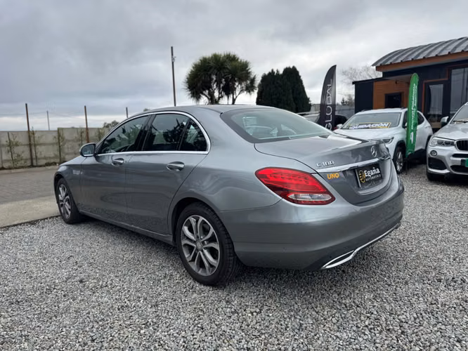 MERCEDES BENZ C180 2016