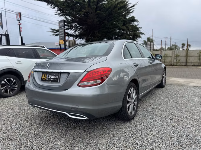 MERCEDES BENZ C180 2016