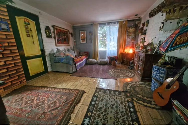 Casa ideal en santiago: espaciosa , regularizada. - Imagen 3
