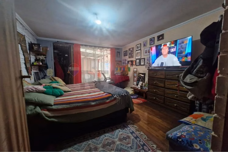 Casa ideal en santiago: espaciosa , regularizada. - Imagen 11