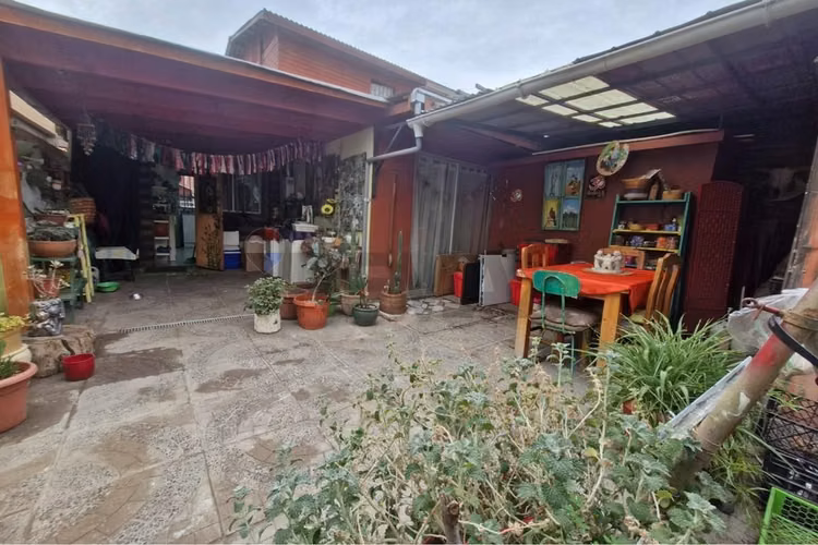 Casa ideal en santiago: espaciosa , regularizada. - Imagen 16