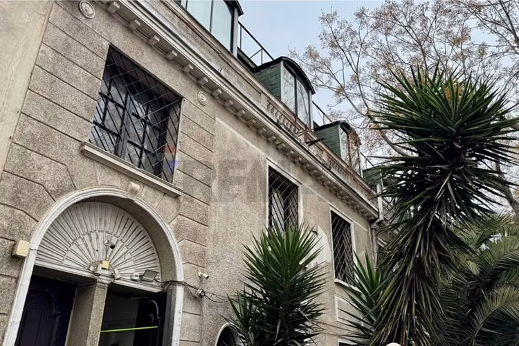 Casona patrimonial para inversión - Imagen 2