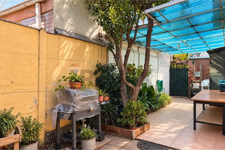 Casa 6d pasaje cerrado | los cobres vitacura