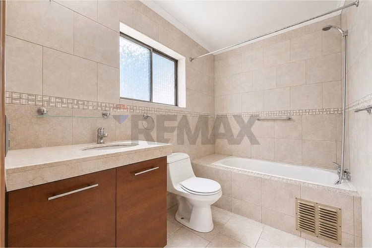 Oportunidad única en condominio lampa 7d+6b - Imagen 12
