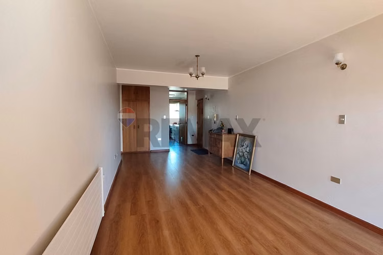 Hermoso departamento frente a parque ecuador - Imagen 4