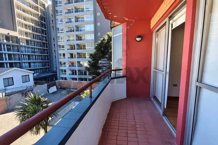 Hermoso departamento frente a parque ecuador - Imagen 7