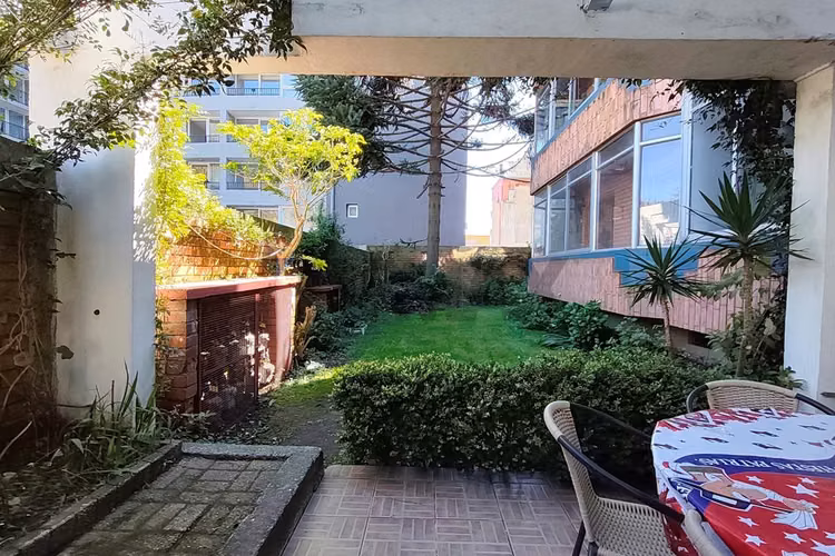 Hermoso departamento frente a parque ecuador - Imagen 20