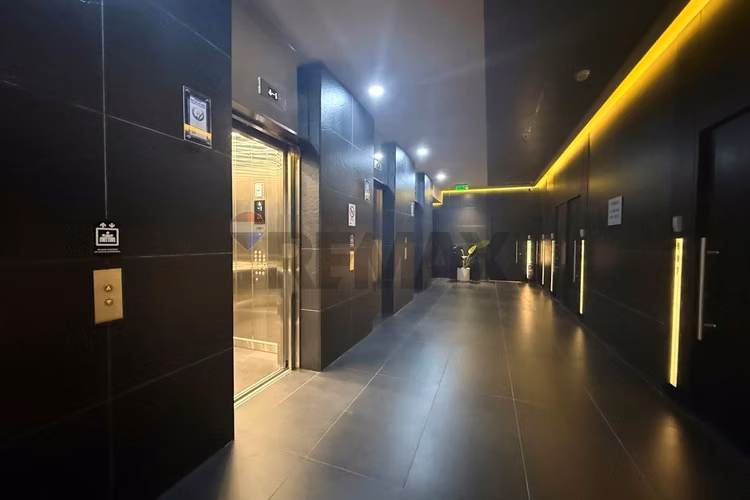 Oficina nueva y luminosa |la dehesa - Imagen 10