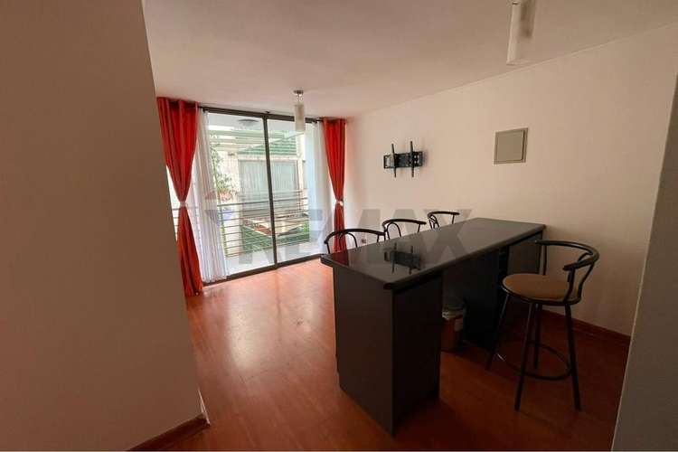 Moderno 3d en suite y estacionamiento - Imagen 2