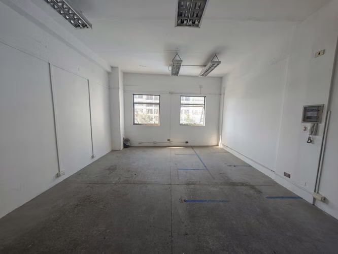 BODEGA O TALLER CERCA DE METRO, COQUIMBO ROSAS - Imagen 1