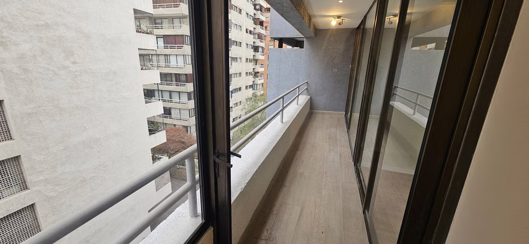 VENTA DEPARTAMENTO REMODELADO COMPLETO BARRIO LAS NIEVES - Imagen 14