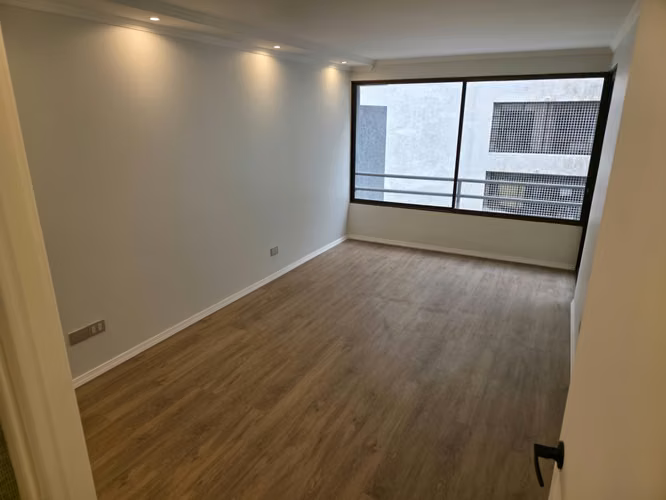 VENTA DEPARTAMENTO REMODELADO COMPLETO BARRIO LAS NIEVES - Imagen 16