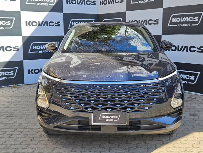 Omoda C5 1.5 T Luxury At 2026 - Imagen 3