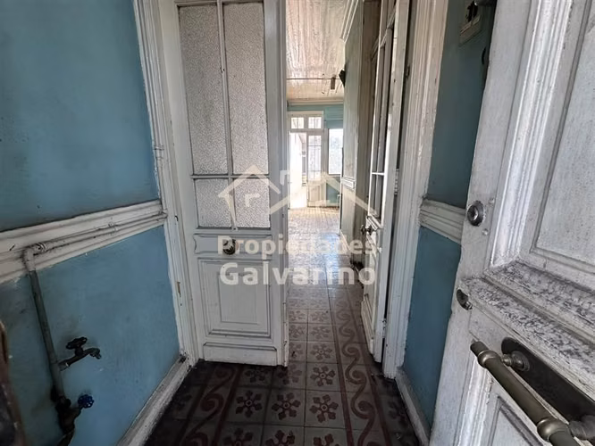 Casa en venta de 4 dorm. en Santiago - Imagen 2