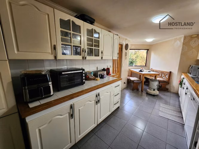 HERMOSA CASA EN CONDOMINIO LAS LOMAS! A PASOS DE LA CAPITANIA DE PUERTO VARAS - Imagen 14