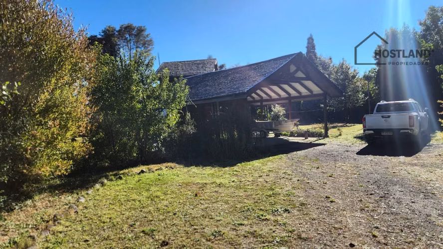 Espectacular casa con orilla de Lago Puerto Varas - Imagen 16