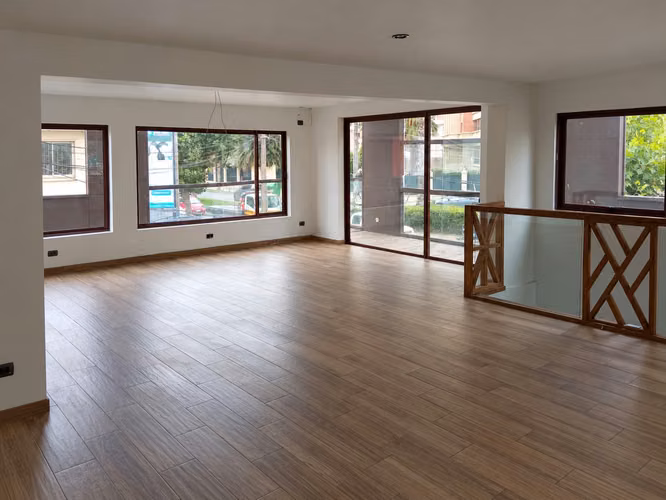 Amplia propiedad comercial en arriendo, 15 Norte cercano a San Martin, Viña del Mar - Imagen 6