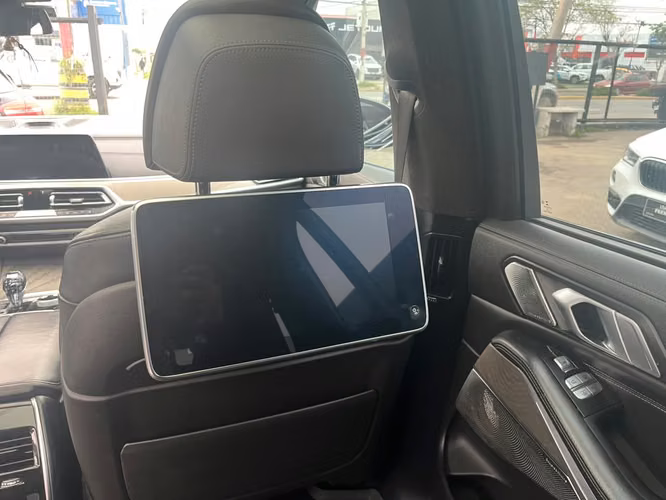 BMW X7 M50I 4X4 4.4 AUT 2023