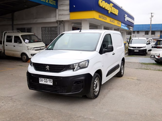 PEUGEOT PARTNER 2023