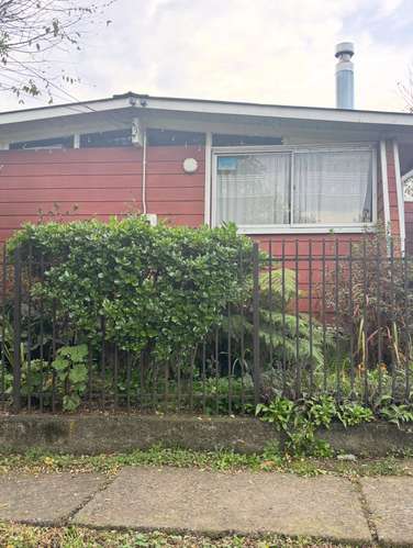 CASA DE UN PISO CON CONEXION DIRECTA HACIA LA ENTRADA DE TEMUCO