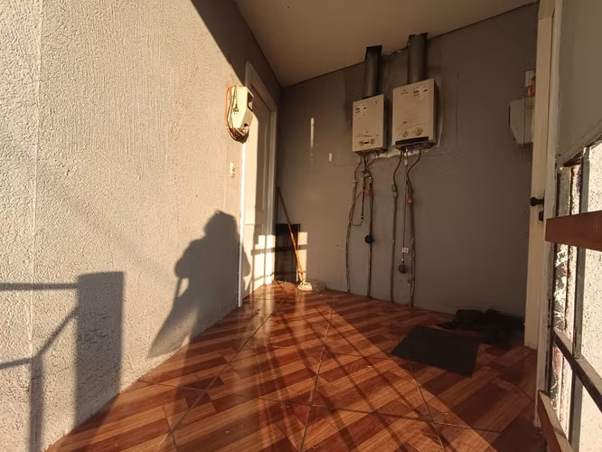 Se arrienda amplio Departamento interior en Padre Hurtado 5hab avs