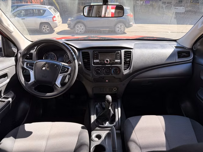 MITSUBISHI L200 2022 - Imagen 20