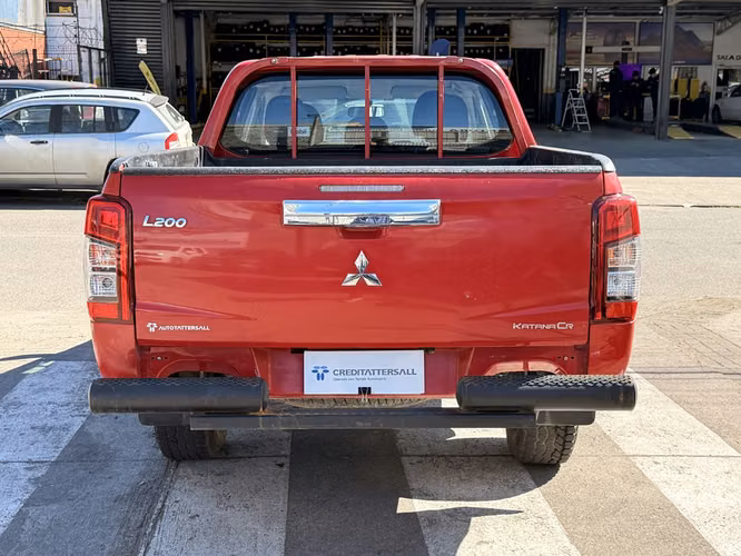 MITSUBISHI L200 2022 - Imagen 7