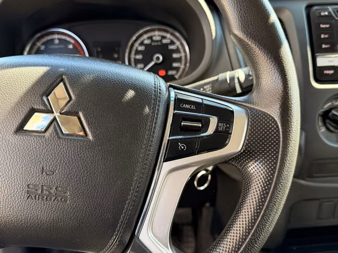 MITSUBISHI L200 2022 - Imagen 18