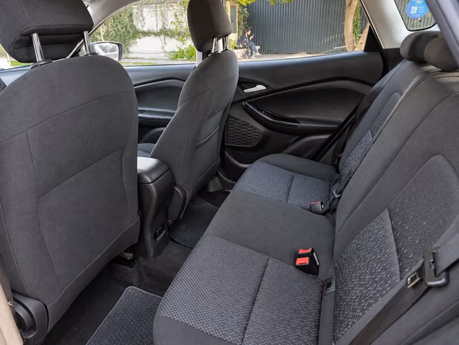 CHEVROLET TRACKER 1.2T LS MT - 2022 | 4592 - Imagen 17