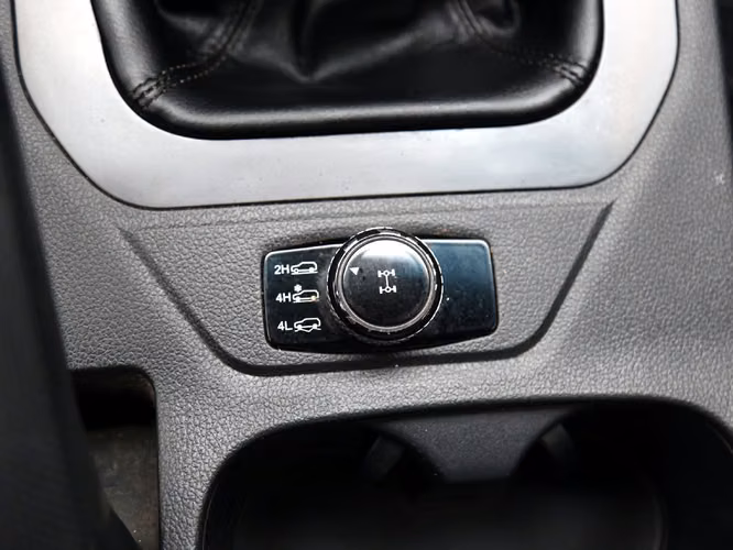 SSANGYONG MUSSO 2023 - Imagen 18