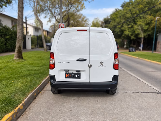 PEUGEOT PARTNER HDI PACK AA EV - 2024 | 4719 - Imagen 5