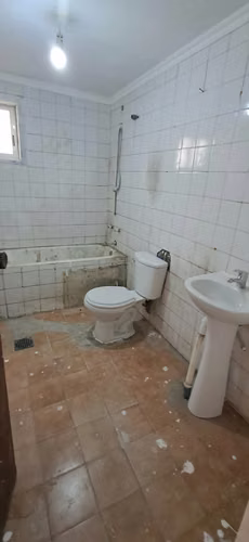 SE VENDE AMPLIA CASA VILLA SANTA ELENA EL BOSQUE - Imagen 13