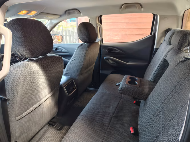Peugeot Landtrek 4x4 impecable. - Imagen 5