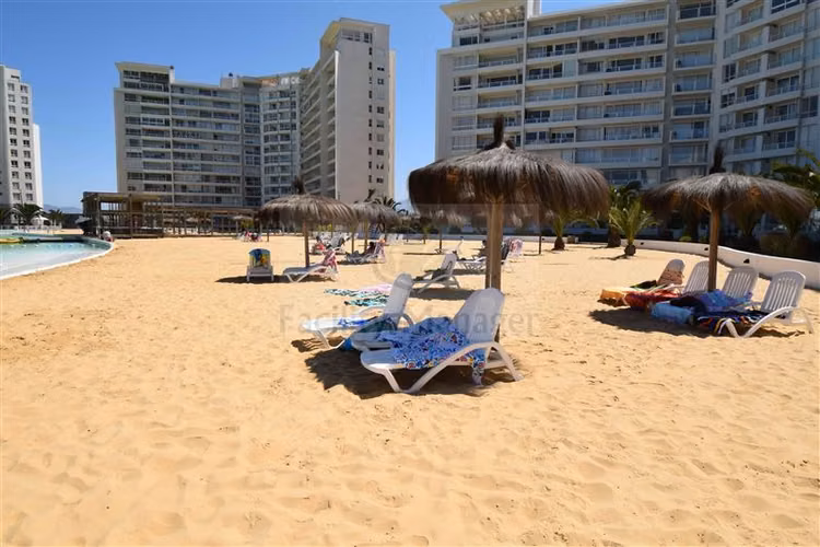 Amplio Depto en venta 4 dorm. 3 Baños Laguna del Mar LS - Imagen 22