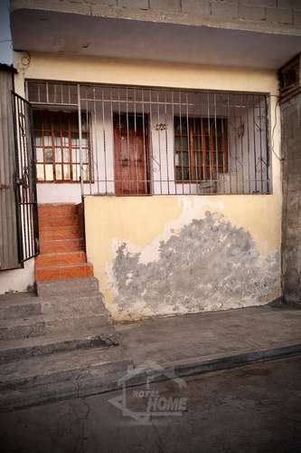 Venta Casa 2 Dormitorios 1 Baño – Excelente Ubicación cerca de Av. Los Leones