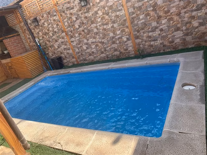 Casa en venta de 3 dorm. en Padre Hurtado. piscina, quincho - Imagen 2